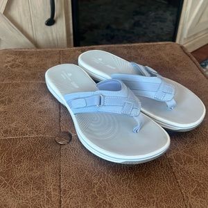 Clark’s sandals Breeze